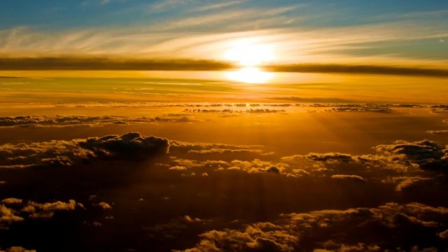 golden-sunset-desktop-background