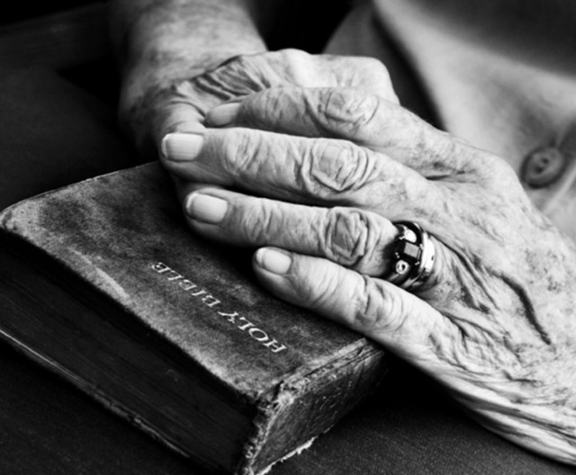 bible old hands